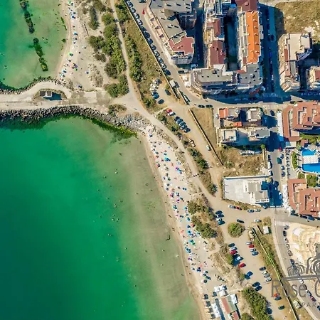 Rose Gardens Πομόριε