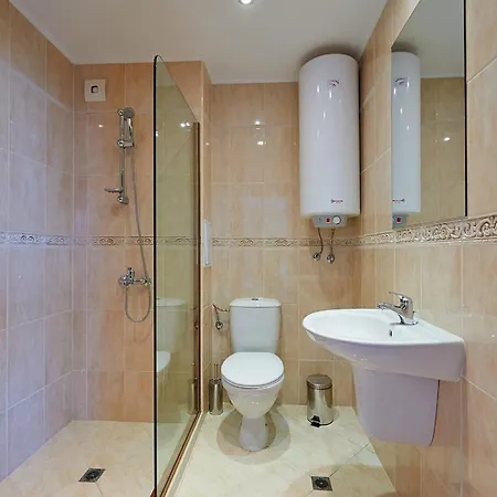 Rose Gardens Ξενοδοχείο με διαμερίσματα