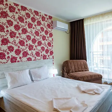 Aparthotel Rose Gardens