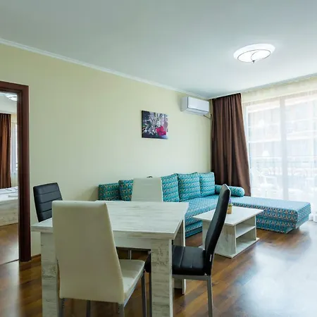 Rose Gardens Aparthotel Pomorie