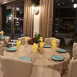 Hotel apartamentowy Rose Gardens 4*