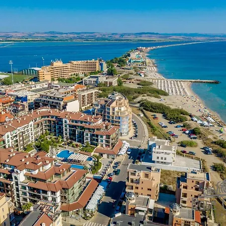 Rose Gardens Апарт-отель Поморие