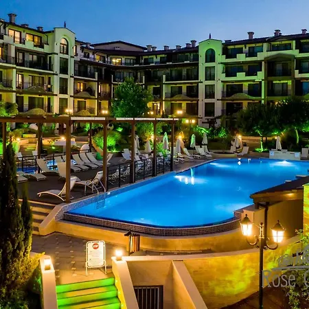 Hotel apartamentowy Rose Gardens 4*